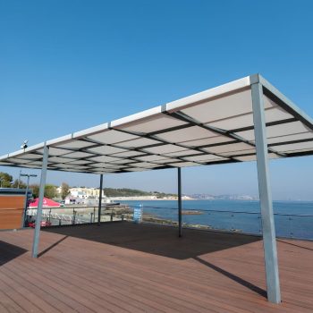 Telas entrelaçadas Sunworker instaladas pela Controsol no INATEL Oeiras